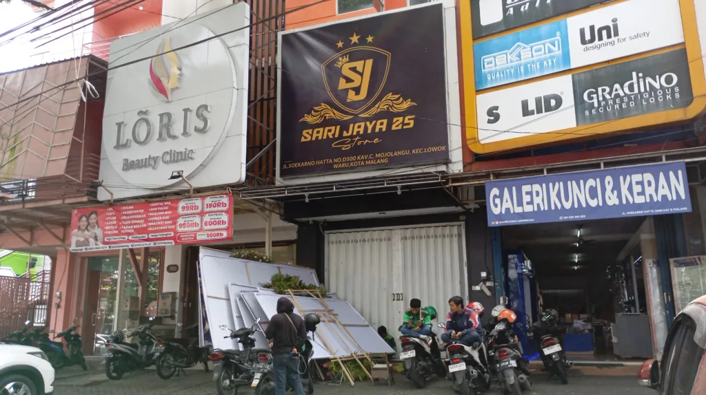 Warung Kopi di Jalan Ir Juanda: Saingan Rival Saat Citimall Datang